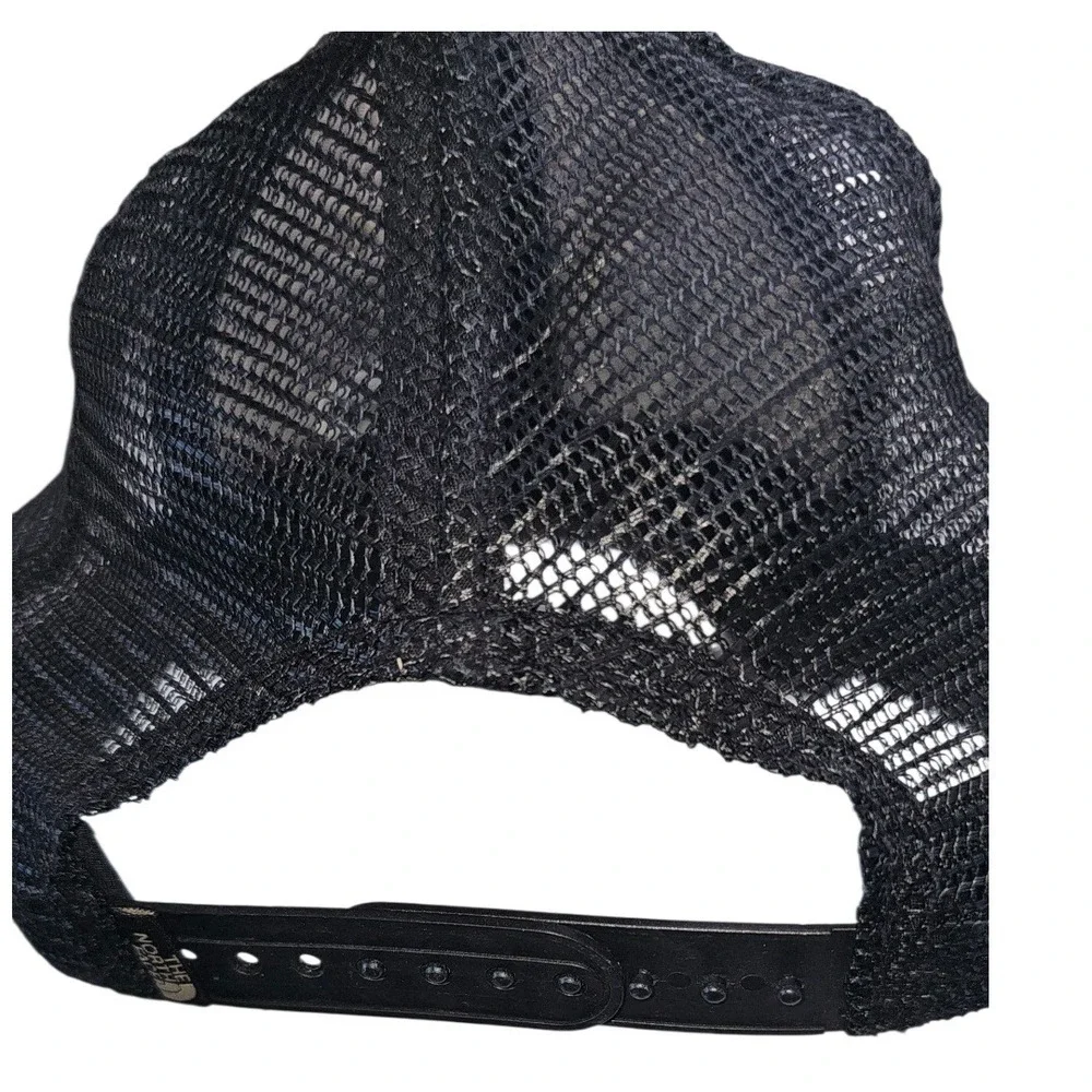 The North Face Buffalo‎ Patch Trucker Hat Tan Black Mesh Snapback Heritage Cap